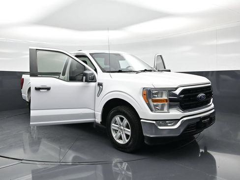 Certified 2021 Ford F150 XLT w/ Equipment Group 301A Mid RWD image 30