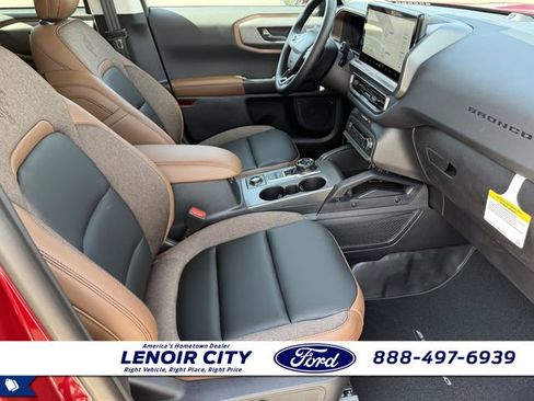 New 2025 Ford Bronco Sport Outer Banks w/ Sasquatch Outer Banks Package image 18