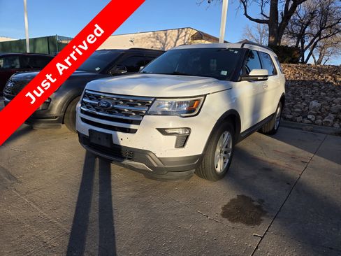 Used 2018 Ford Explorer XLT w/ Equipment Group 201A image 1