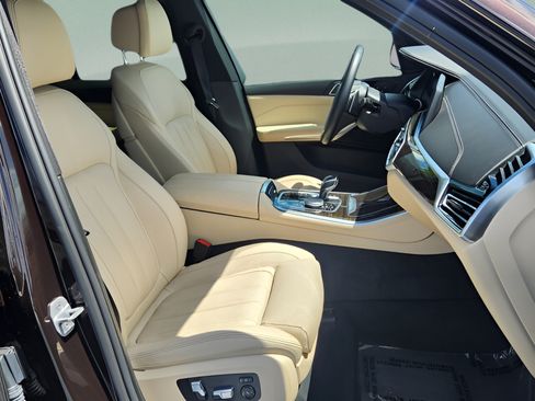 Used 2021 BMW X5 xDrive40i w/ Premium Package 2 AWD/4WD image 17
