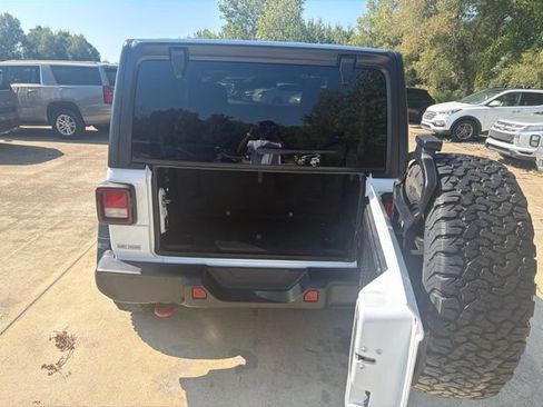 Used 2020 Jeep Wrangler Rubicon AWD/4WD image 20