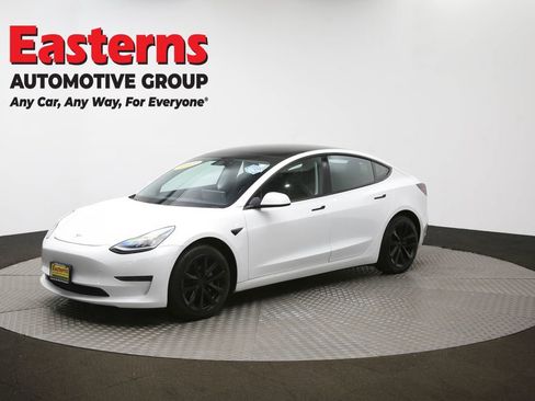 Used 2021 Tesla Model 3 Standard Range Plus image 55