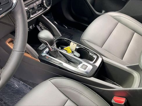 Used 2023 Chevrolet TrailBlazer ACTIV w/ Convenience Package image 16