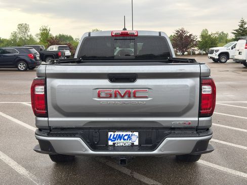 Used 2024 GMC Canyon AT4 w/ AT4 Premium Package AWD/4WD image 4