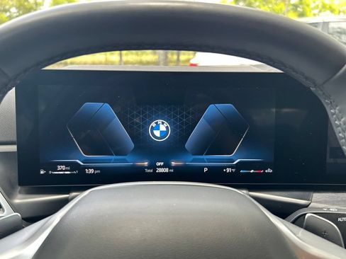 Used 2025 BMW 330i Sedan w/ Convenience Package RWD image 20