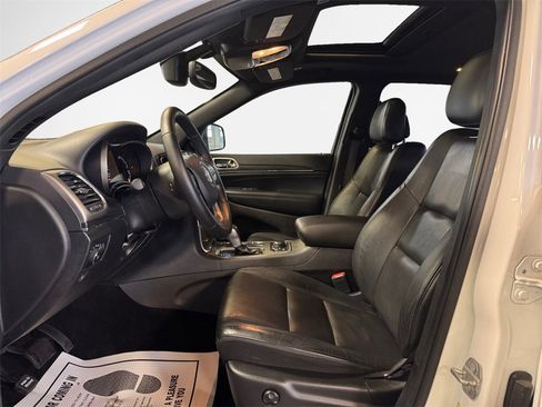 Used 2020 Jeep Grand Cherokee Limited w/ Premium Lighting Group image 12