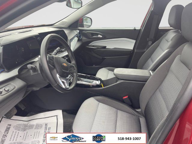 Used 2024 Chevrolet Trax LT w/ Driver Confidence Package FWD image 10