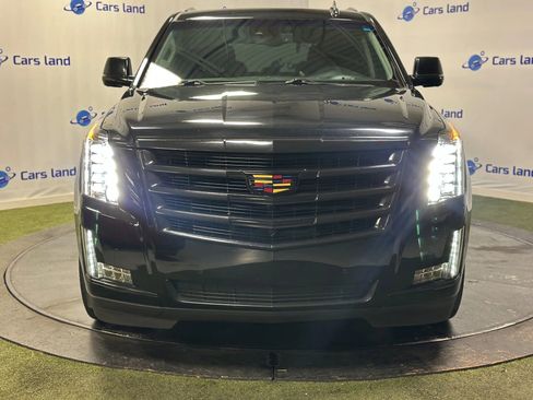 Used 2016 Cadillac Escalade Luxury image 7