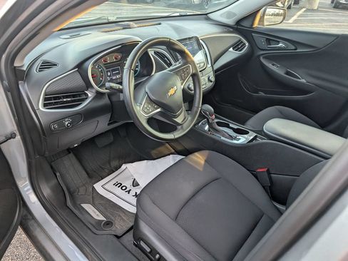 Used 2024 Chevrolet Malibu RS w/ LPO, Floor Liner Package FWD image 13