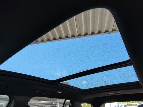 New 2026 Chevrolet Traverse High Country w/ LPO, Floor Liner Package image 32