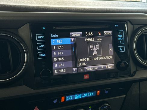 Used 2019 Toyota Tacoma TRD Off-Road image 16