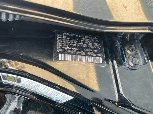 Used 2020 Nissan Rogue Sport SV image 39