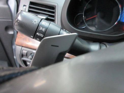 Used 2013 Subaru Legacy 2.5i Limited image 16