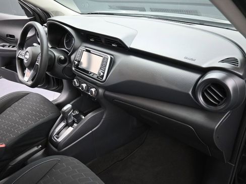 Used 2022 Nissan Kicks S image 14
