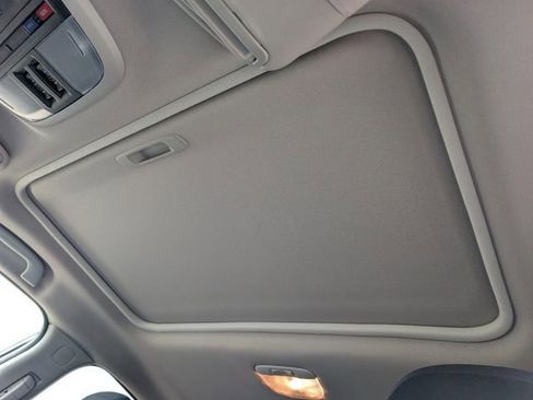 Used 2021 Subaru Crosstrek 2.0i Premium w/ Moonroof Package image 15