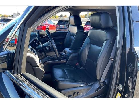 Used 2018 GMC Yukon SLT image 26