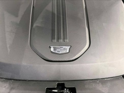 Used 2024 Cadillac Lyriq Luxury RWD image 31
