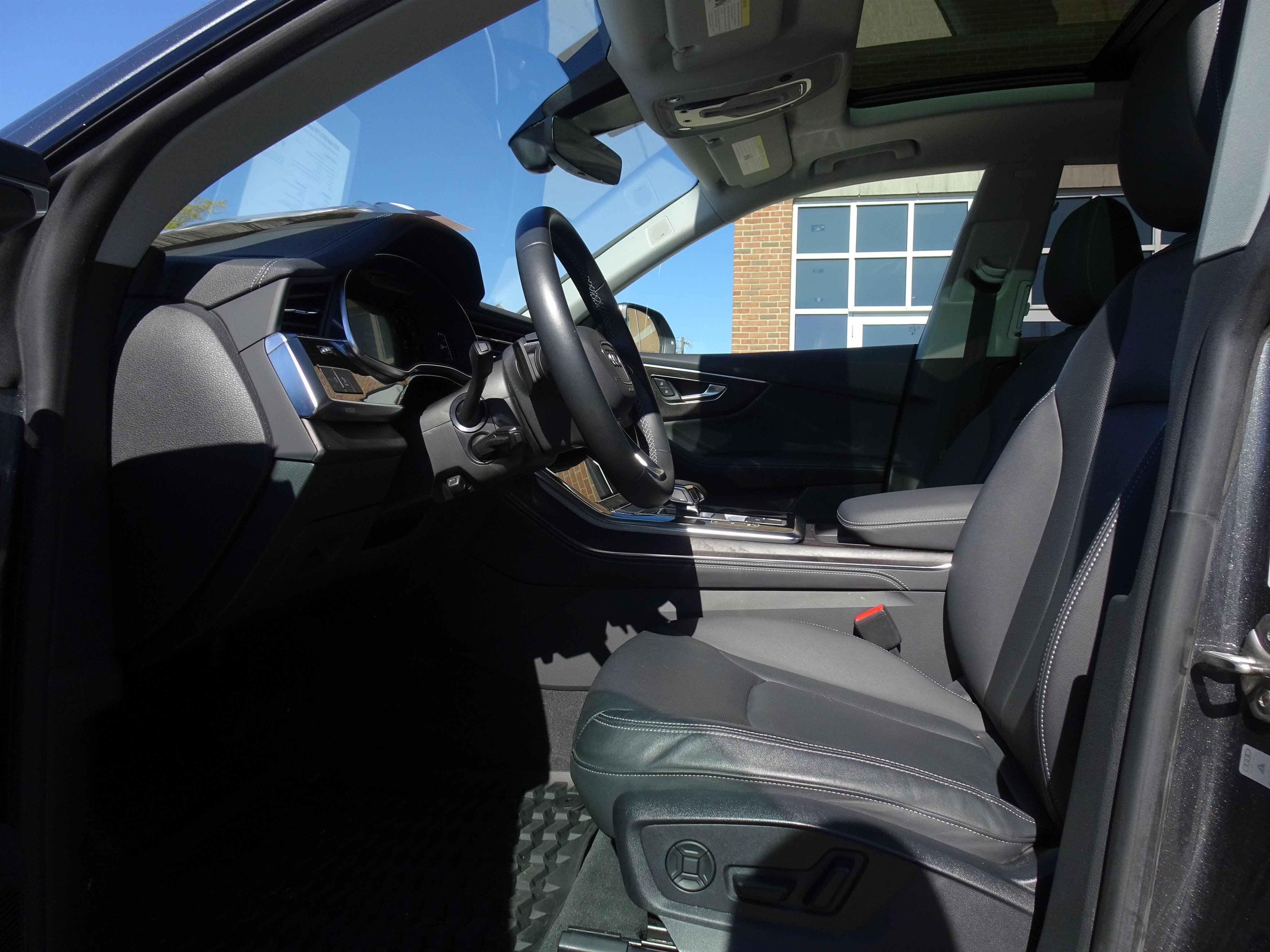 Certified 2023 Audi Q8 Premium Plus AWD/4WD image 8
