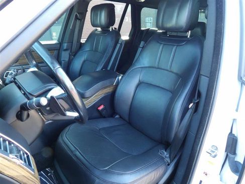Used 2018 Land Rover Range Rover Supercharged image 5