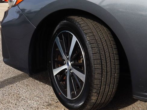 Used 2019 Subaru Impreza 2.0i Premium image 5