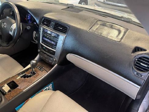 Used 2011 Lexus IS 250 w/ Premium Pkg Value Edition RWD image 28