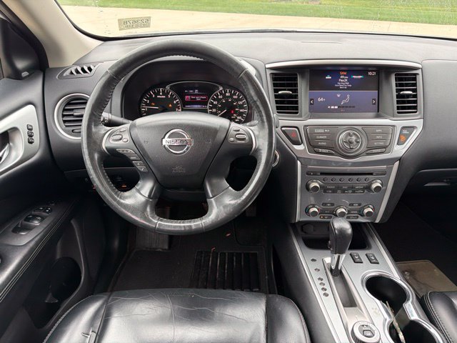Used 2017 Nissan Pathfinder SL AWD/4WD image 23