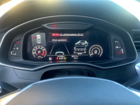 Used 2021 Audi RS 7 Sportback w/ Black Optic Package AWD/4WD image 23