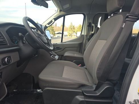 Used 2024 Ford Transit 350 XLT image 10