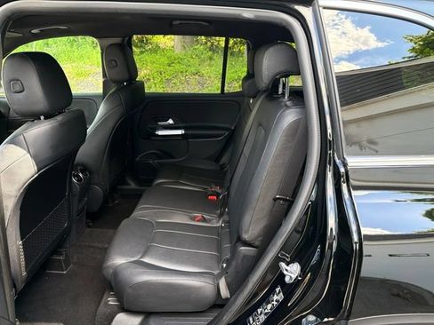 Used 2022 Mercedes-Benz GLB 250 4MATIC image 20