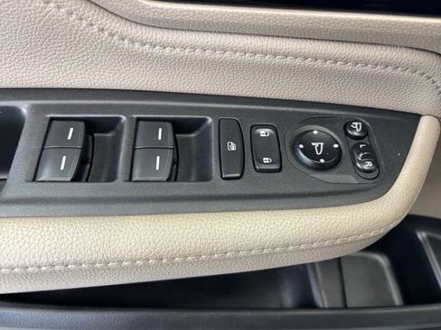 Used 2018 Honda Odyssey Elite image 9