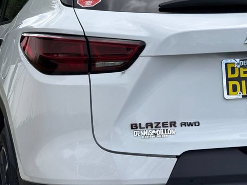 Used 2023 Chevrolet Blazer LT AWD/4WD image 26
