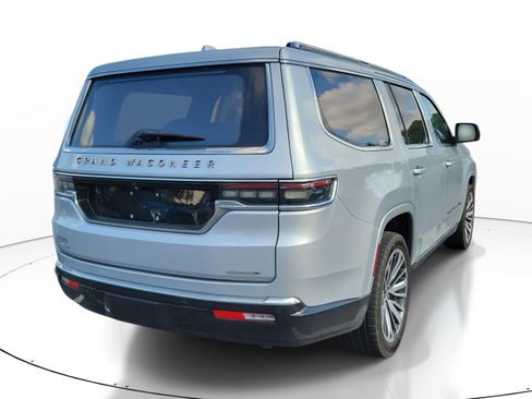 Used 2022 Jeep Grand Wagoneer Series III AWD/4WD image 6
