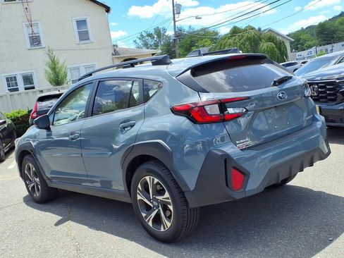Used 2024 Subaru Crosstrek 2.0i Premium AWD/4WD image 4