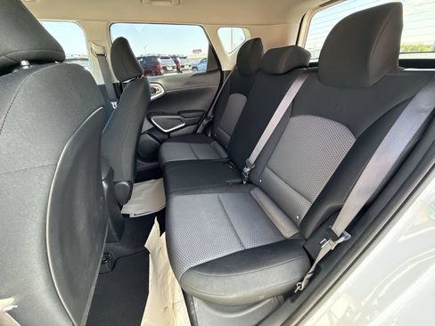 Used 2025 Kia Soul LX w/ LX Technology Package FWD image 24