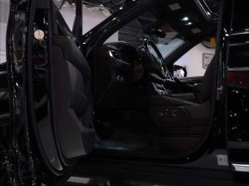 Used 2021 GMC Yukon XL Denali w/ Denali Ultimate Package image 9