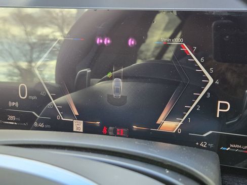 New 2026 BMW X5 xDrive40i w/ Executive Package image 18