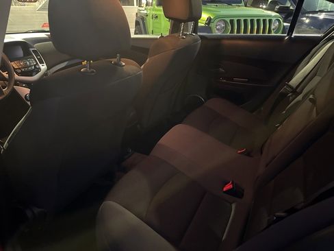 Used 2016 Chevrolet Cruze LT w/ Sun And Sound Package image 37