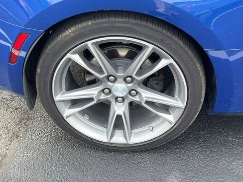 Used 2020 Chevrolet Camaro LT image 5