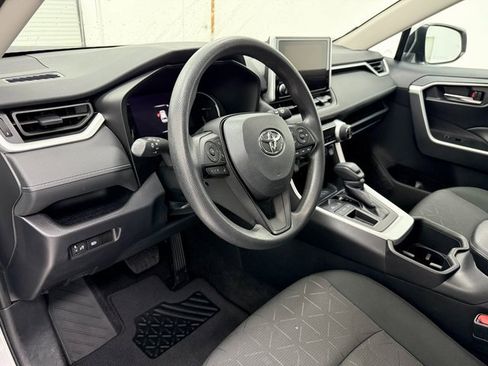 Used 2024 Toyota RAV4 XLE image 8
