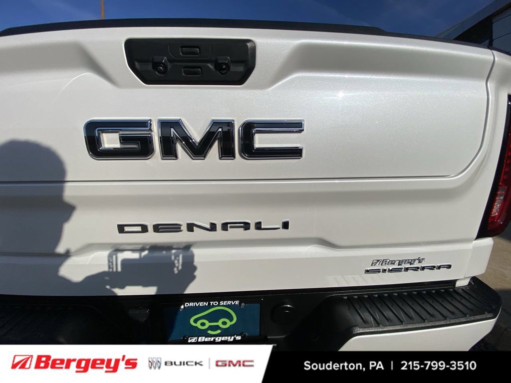 Used 2024 GMC Sierra 1500 Denali Ultimate AWD/4WD image 35
