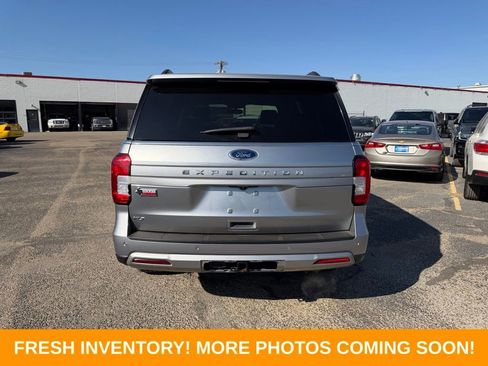 Used 2024 Ford Expedition XLT image 5