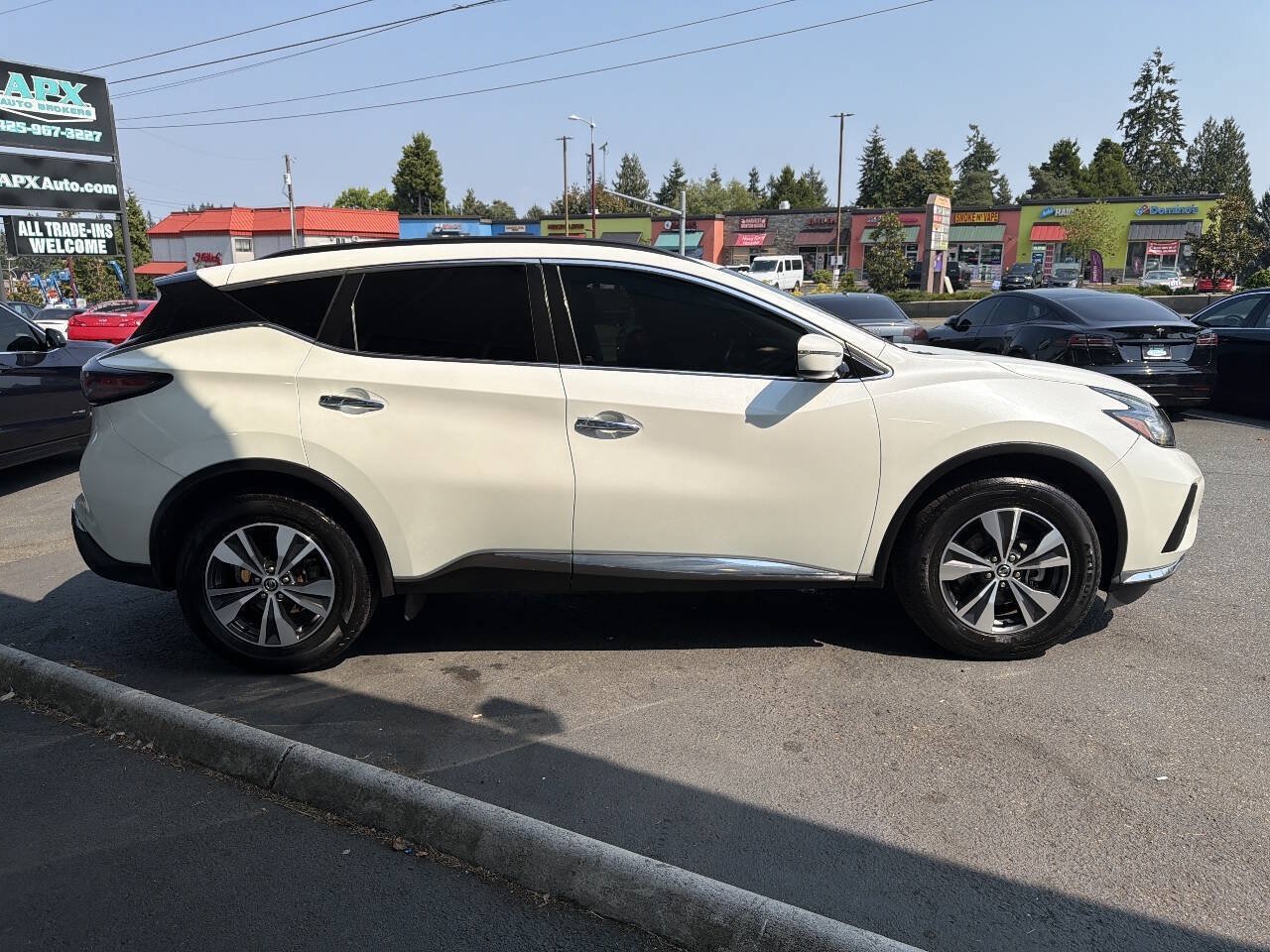 Used 2021 Nissan Murano SV AWD/4WD image 9