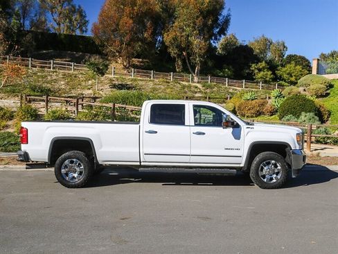Used 2015 GMC Sierra 3500 SLT w/ Duramax Plus Package image 7