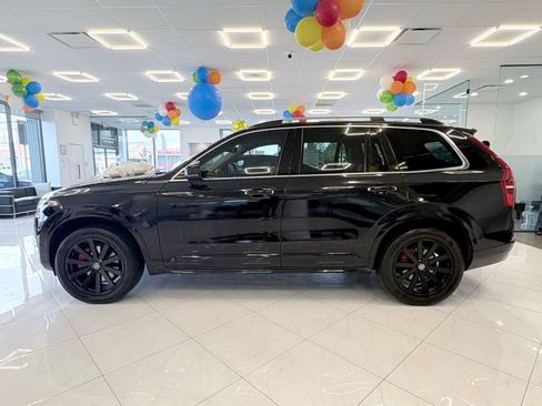 Used 2017 Volvo XC90 T6 Momentum w/ Vision Package AWD/4WD image 4