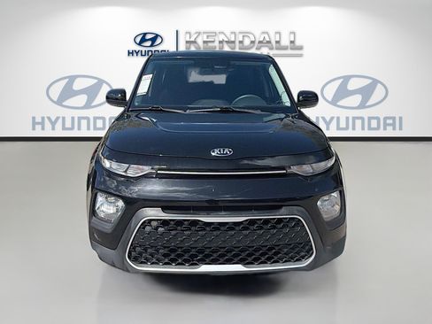 Used 2020 Kia Soul LX image 2