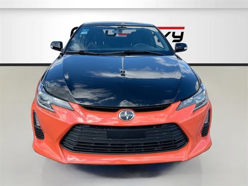 Used 2015 Scion tC image 2