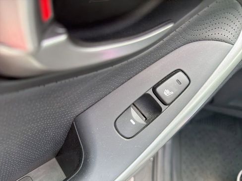 Used 2012 Hyundai Elantra Limited FWD image 9