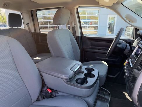 Used 2016 RAM 1500 ST w/ SXT Appearance Group AWD/4WD image 37