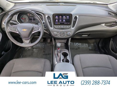 Used 2024 Chevrolet Malibu RS FWD image 11