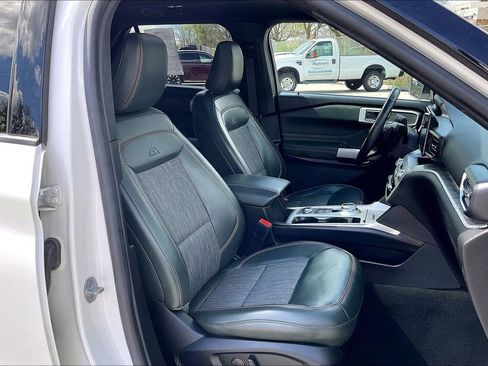 Used 2022 Ford Explorer Timberline image 7